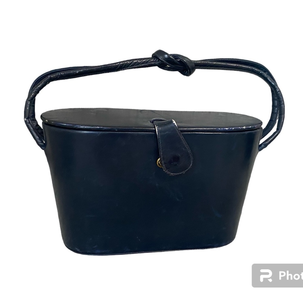 Vintage leather purse with mirror